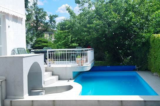Luxusní prvorepubliková vila s bazénem a saunou, 450 m2, Praha 4 - Hodkovičky